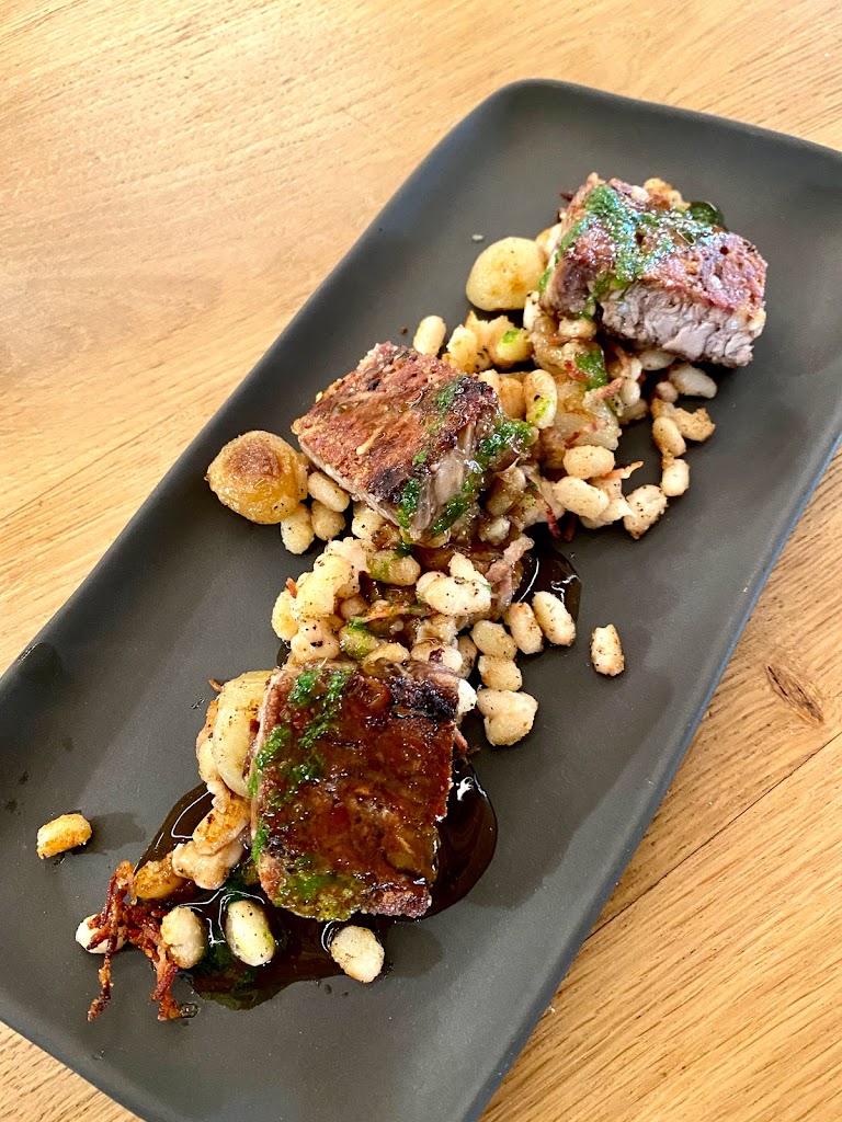 ChiBarri Restaurant — Comida y bebida