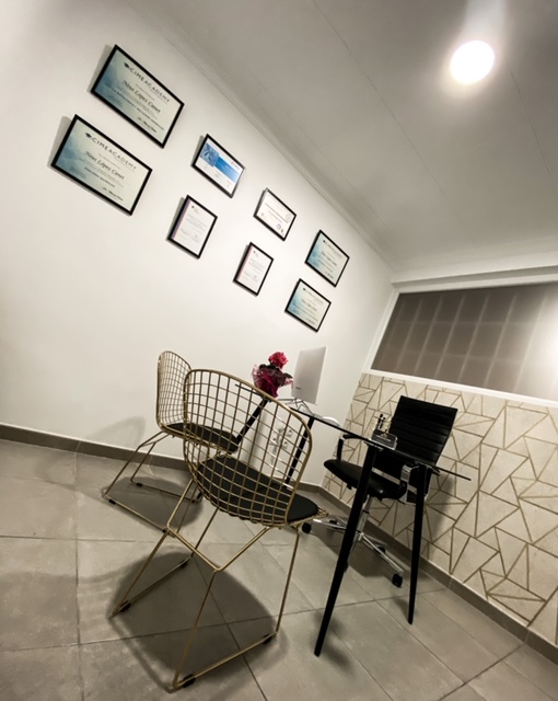 Clinica Medicina Estetica Skin Studio - Dras Lopez Canet — Del propietario