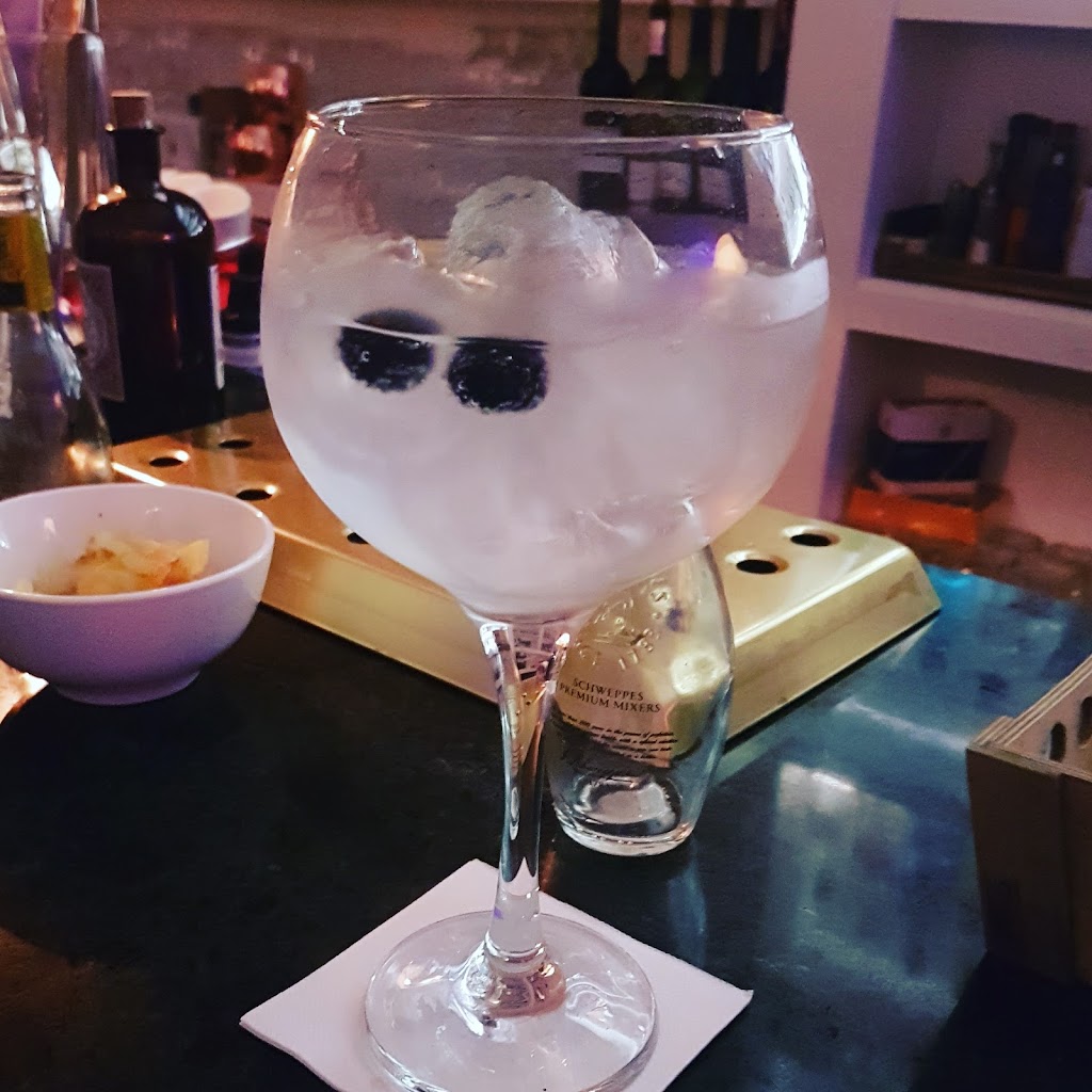 Alchimia gin club — Ginebra
