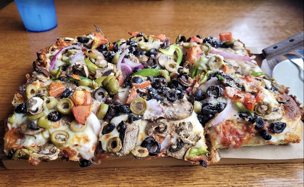  Gem City Saloon & Eatery