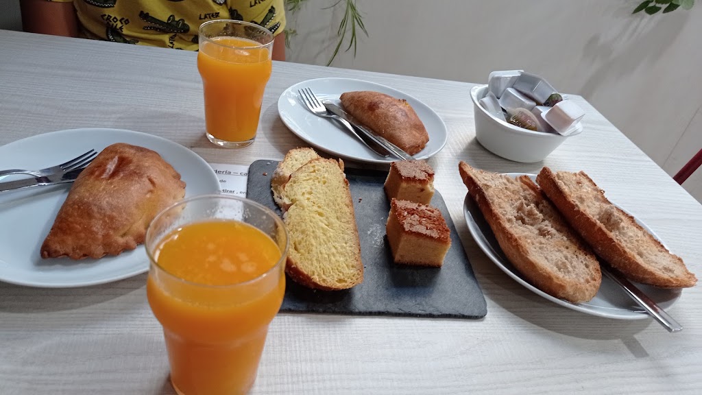 O Progreso...Panaderia..degustacion — Comida y bebida