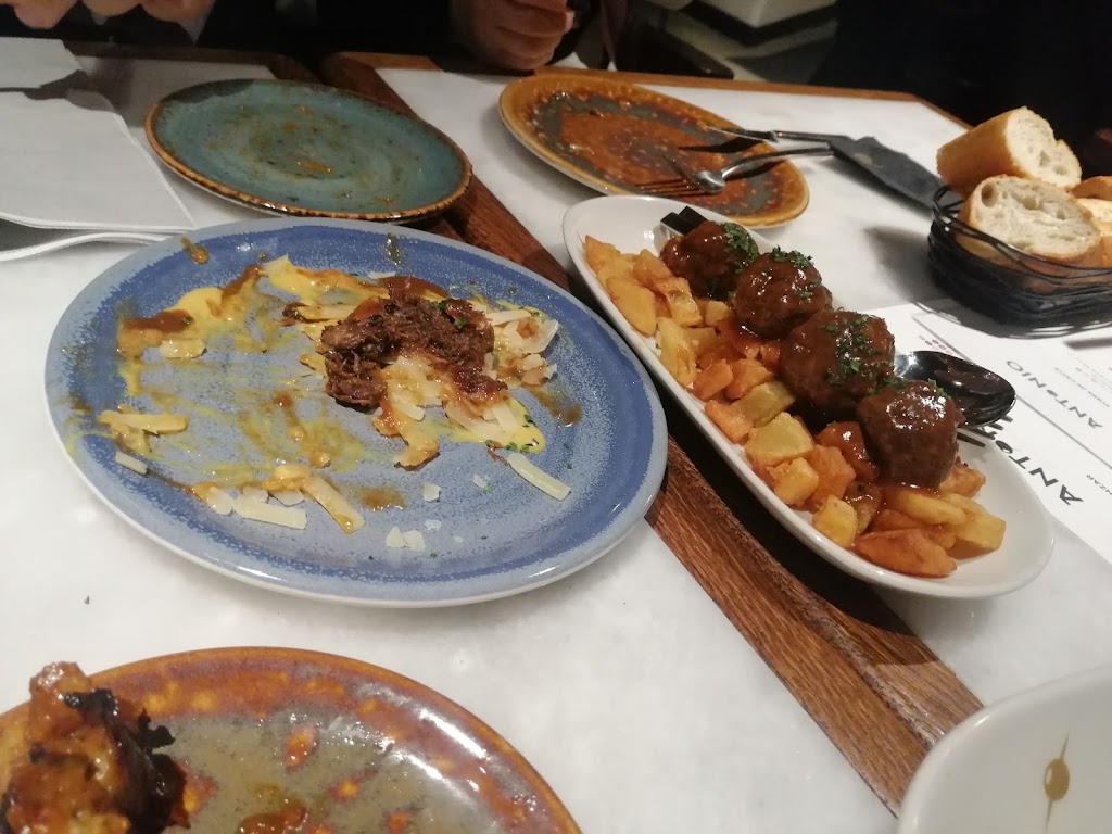 Bar Tomas-Enea — Comida y bebida