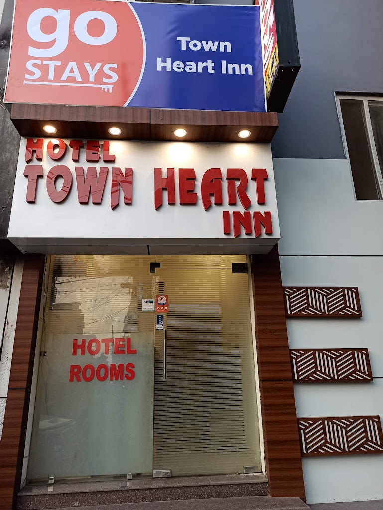 Town Heart Inn