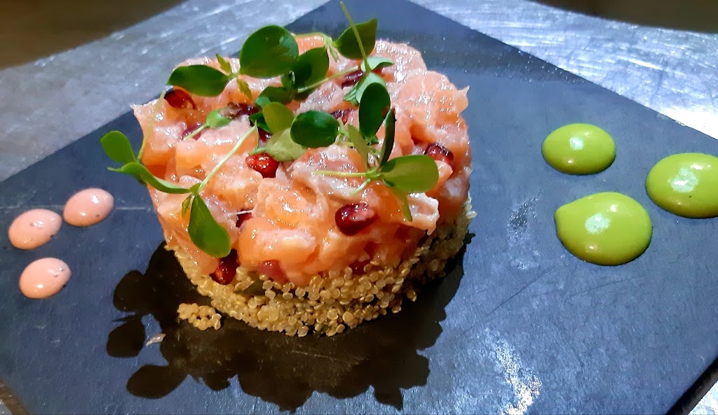 El Passadis Ibiza — Comida y bebida