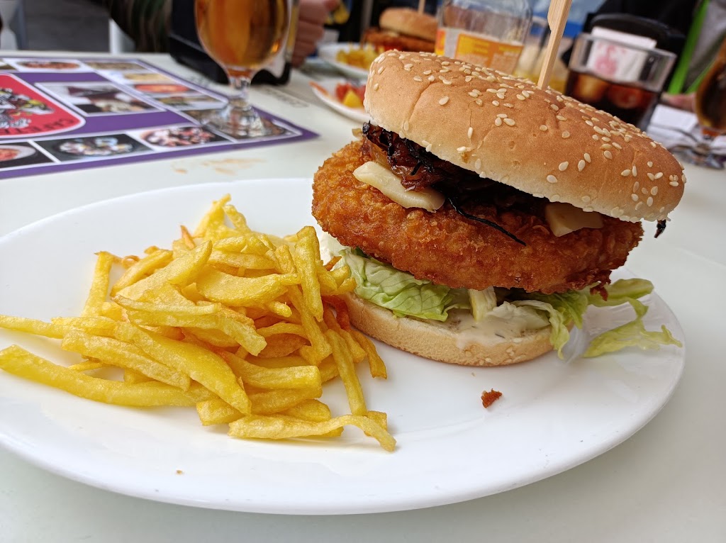 Cafeteria hermanos Chacon (Arco Iris) — Comida y bebida
