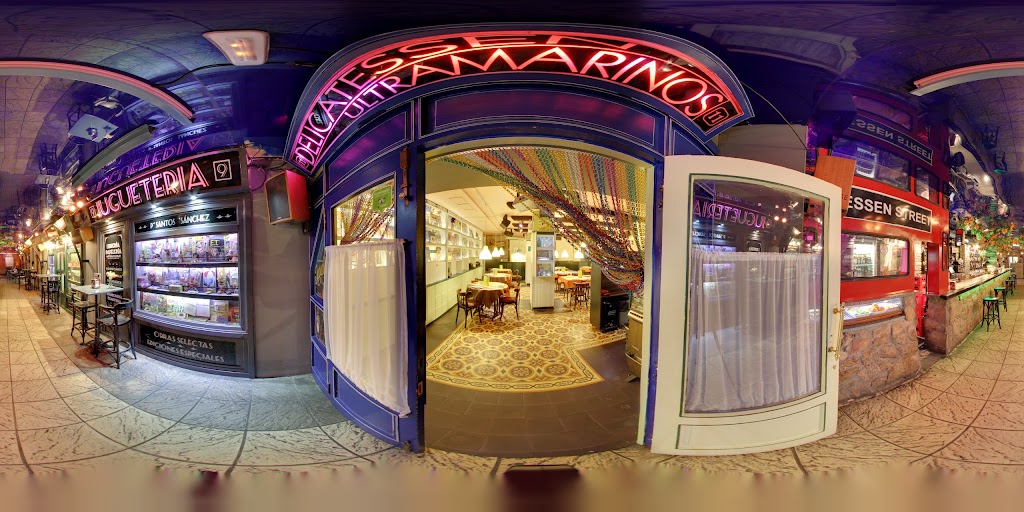 Cafe Teatro Delicatessen — Ambiente