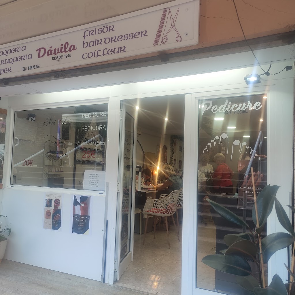 Perruqueria Davila desde 1976 — Exterior