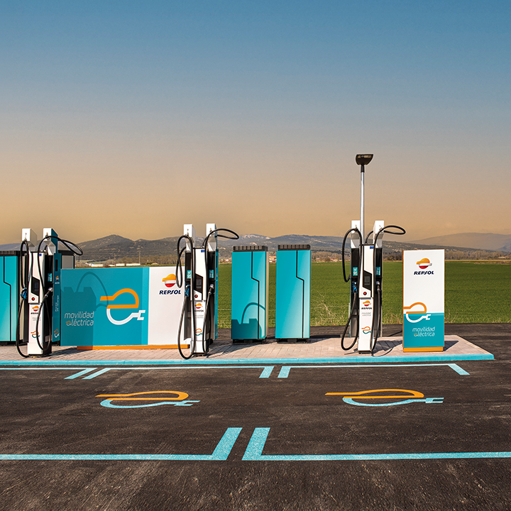 Punto de recarga electrica Repsol — Del propietario