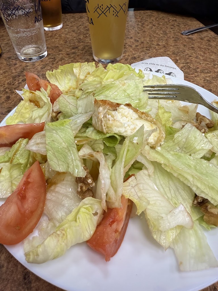 Nuevo Bar Restaurante Polideportivo Burjassot — Comida y bebida