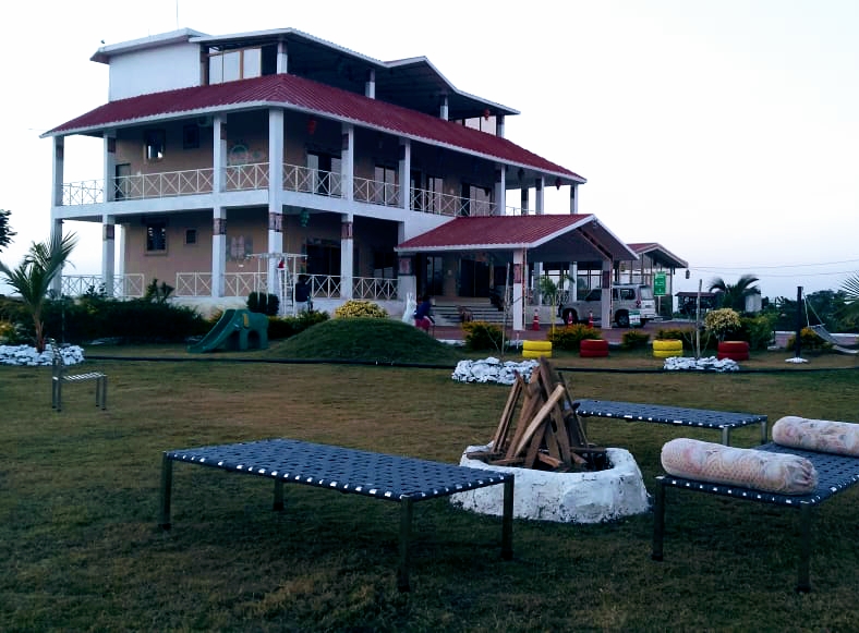 Hoilday Homes And Resort