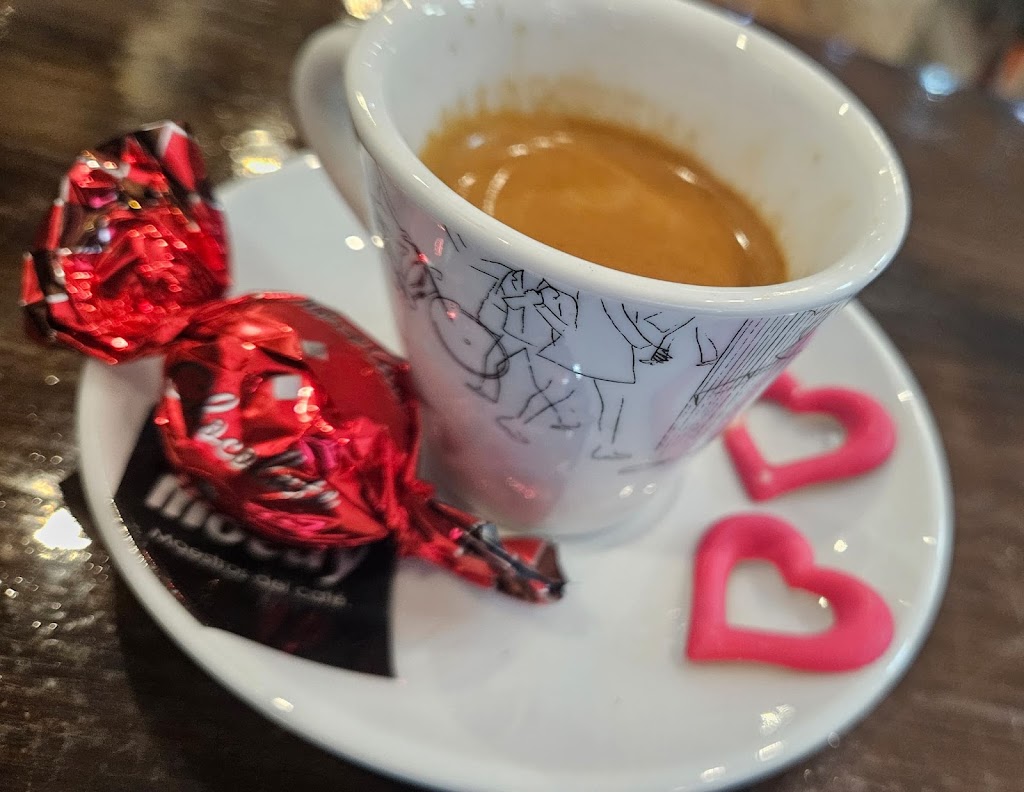 Canela Pa I Cafe — Cafe