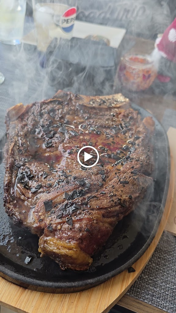 Restaurante Braseria la Bella — Videos