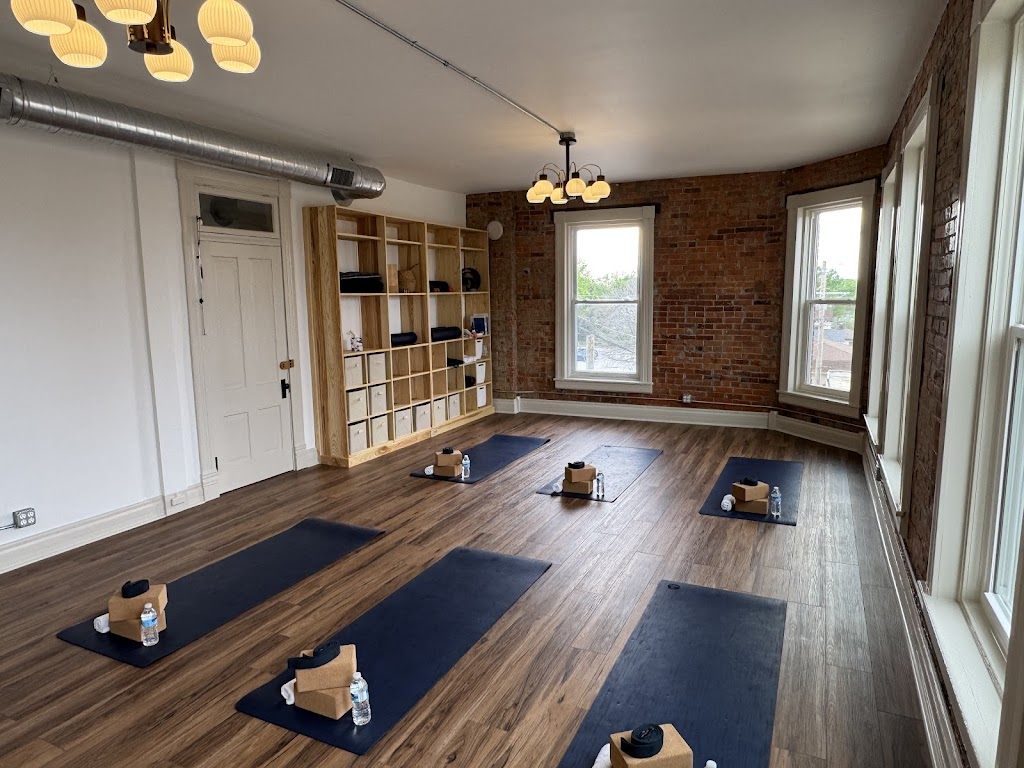  CENTRE Yoga Studio