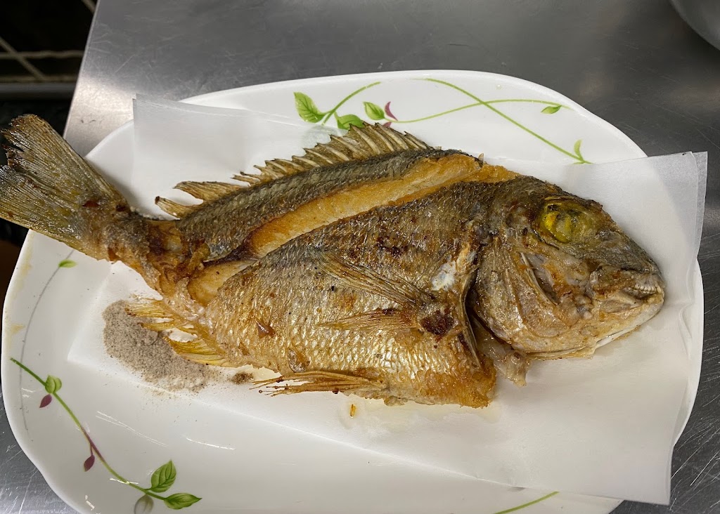 水仙宮三兄弟魚湯店 的照片