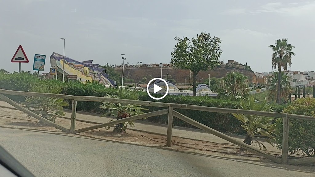 Puente Guardian del Castillo (Puente del Dragon) — Videos