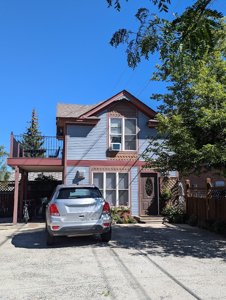 The Mad Carpenter Inn