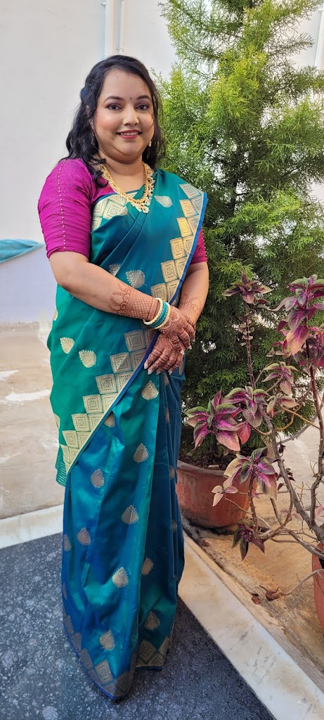 Kimaya Women S Beauty Parlour Academy In Dhankawadi Pune Kimaya Makeup Studios In Dhankawadi