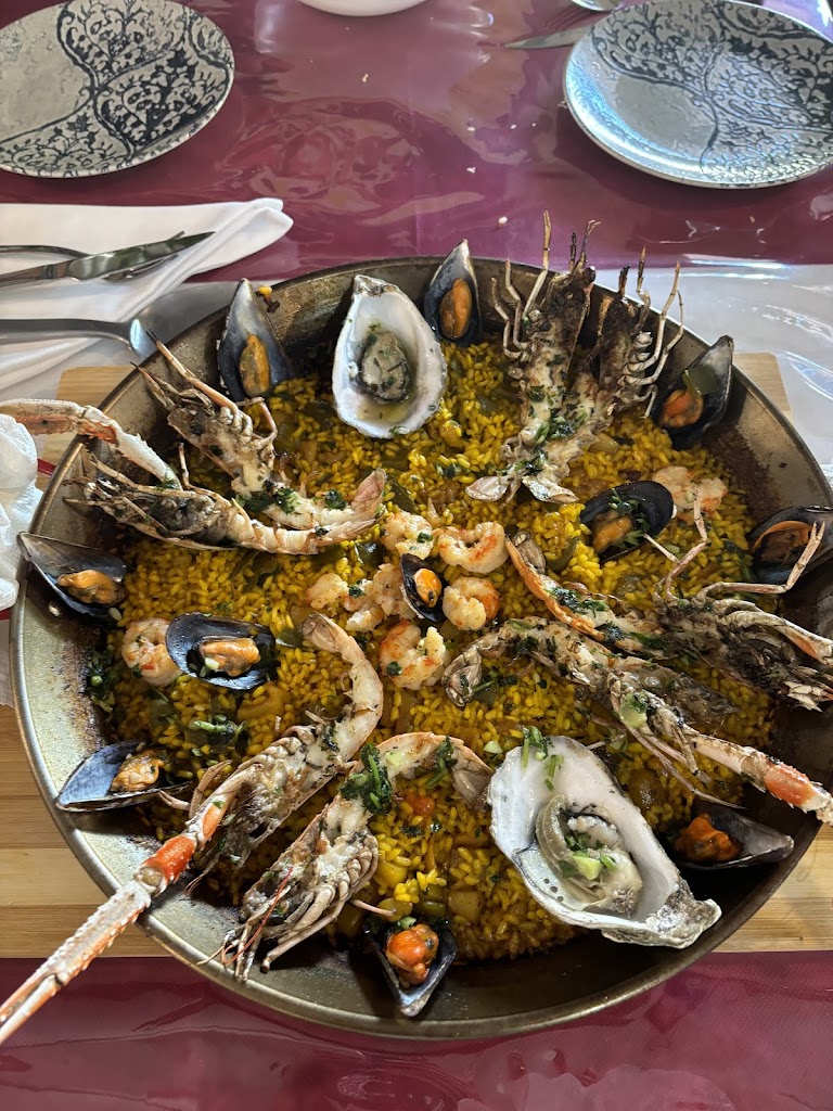La Taperia 59 Bar Restaurante — Comida y bebida