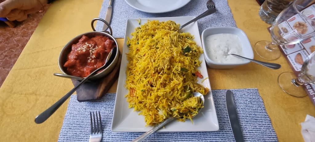 Master Chef Tandoori — Comida y bebida