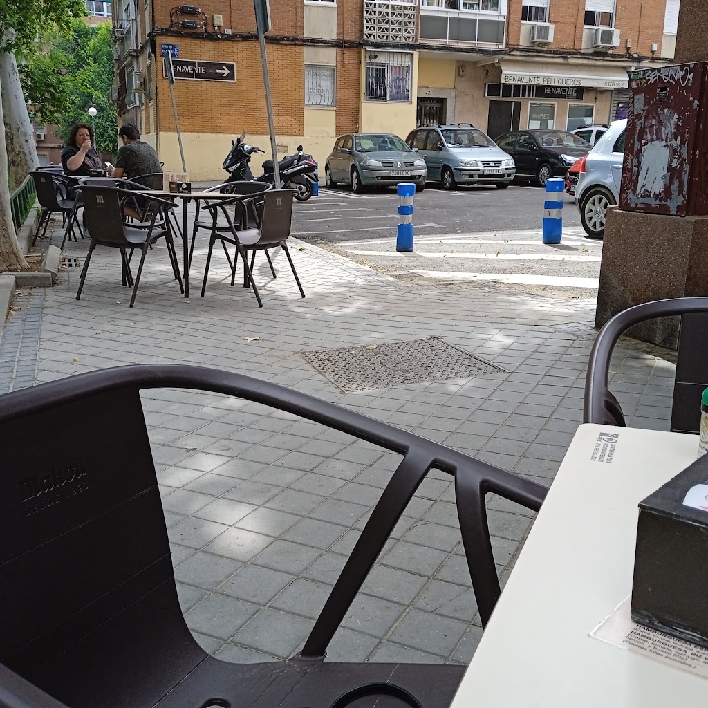 Cafeteria Bar BIZ VAZ — Ambiente