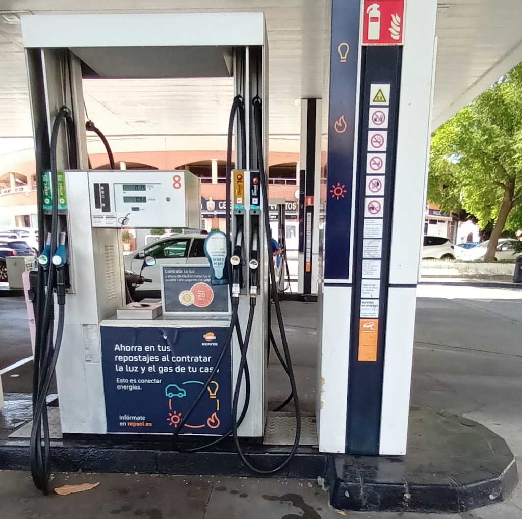Estacion de Servicio Madese - Repsol — Estacion de servicio