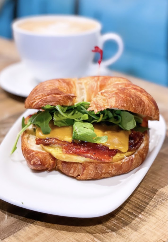 Breakfast sandwich