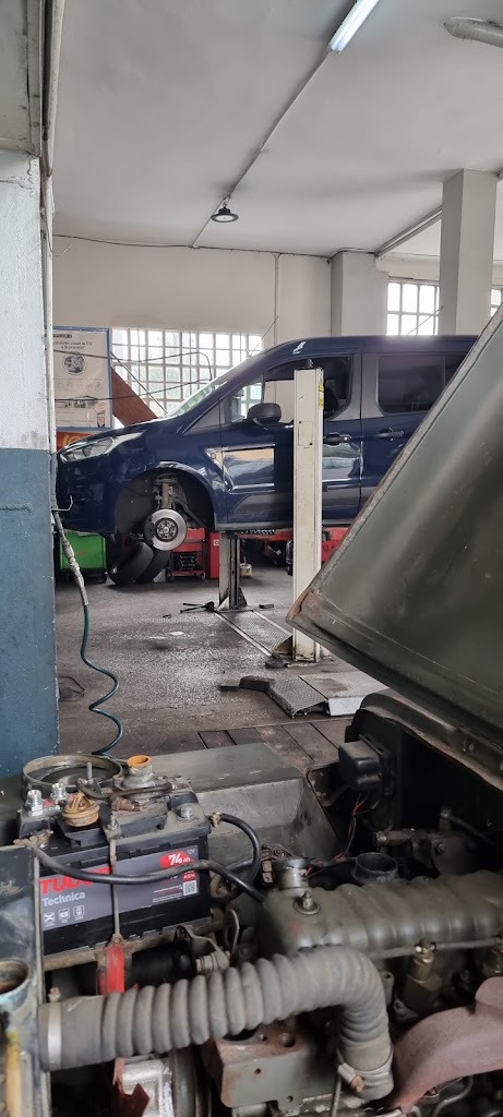 Bosch Car Service Electromecanica del Barrio — Taller