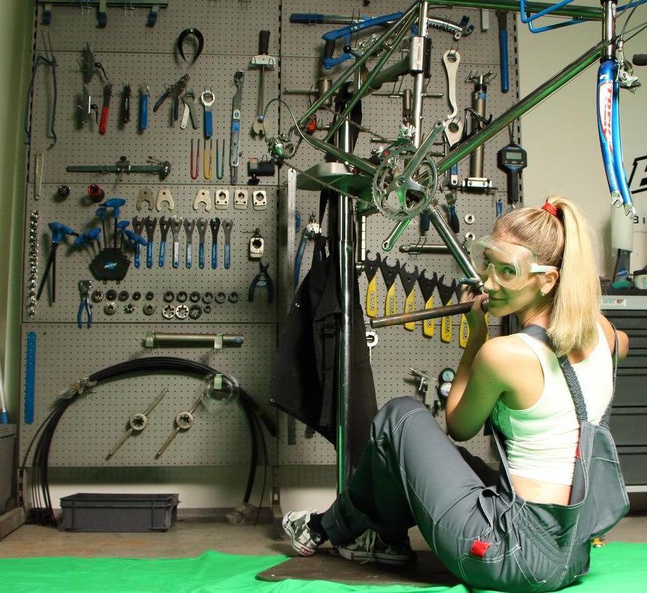 reparacion de bicicletas cerca de Marco — Del propietario