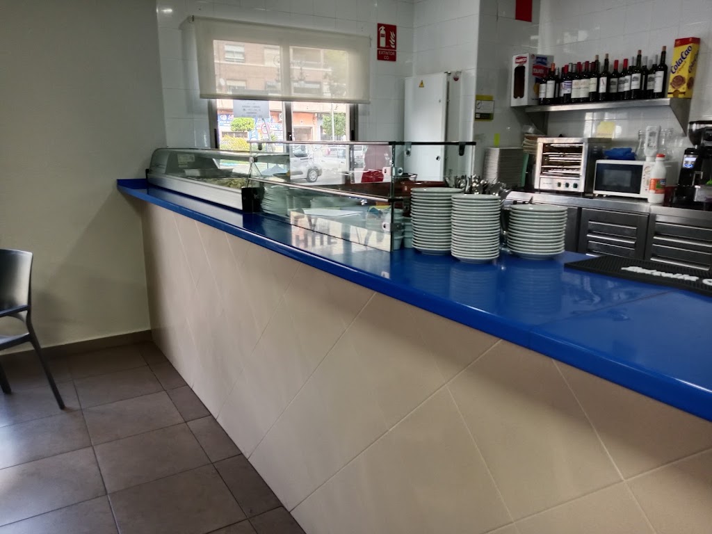 Bar Cafeteria La Plaza — Ambiente