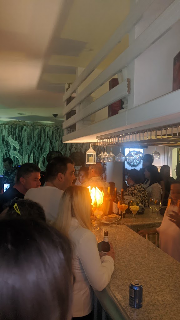 Pub Buddha Beach Club