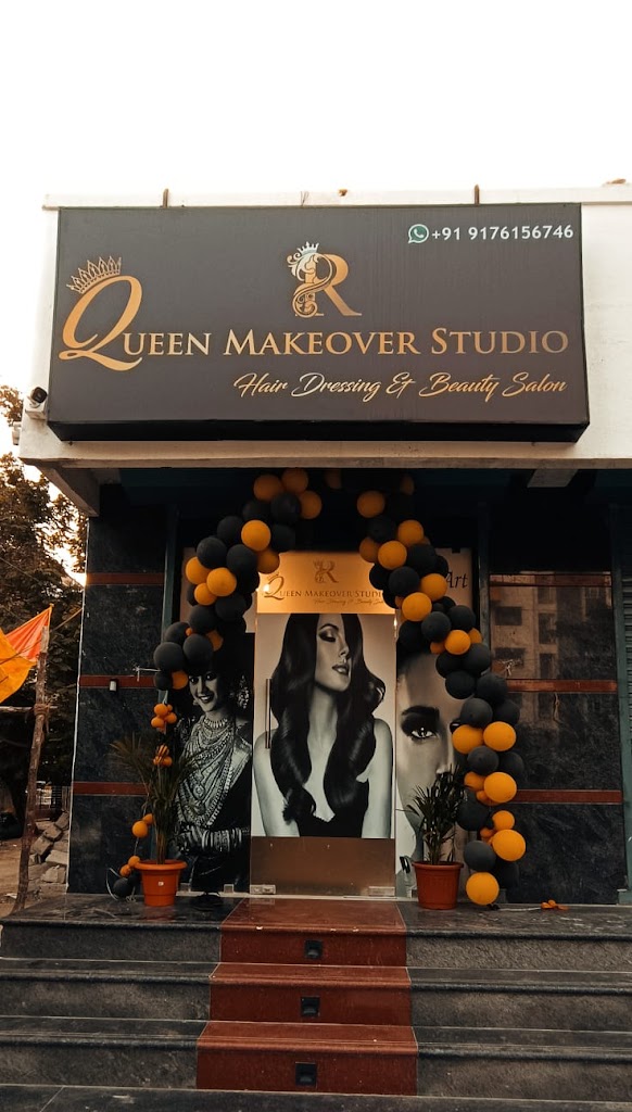 Queen Makeover Studio
