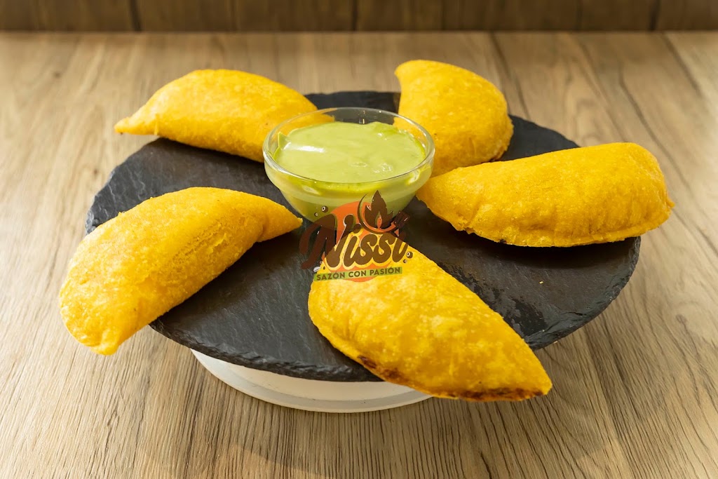 Nissi — Empanada