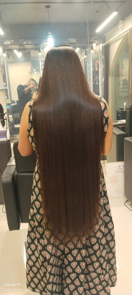 Trendz Curls Unisex Hair Beauty Salon