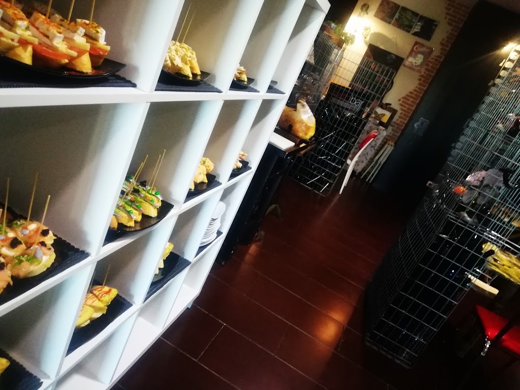 Restobar — Comida y bebida