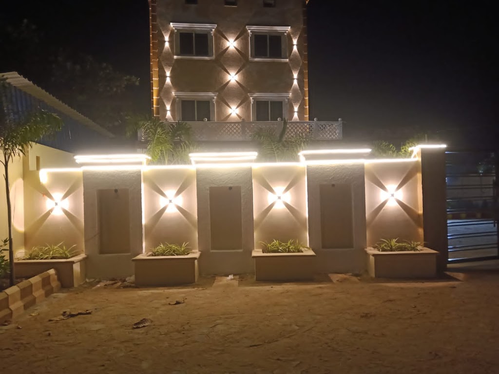 Mahamaya Convention Hotel