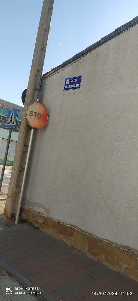 Farmacia Laura Aicua