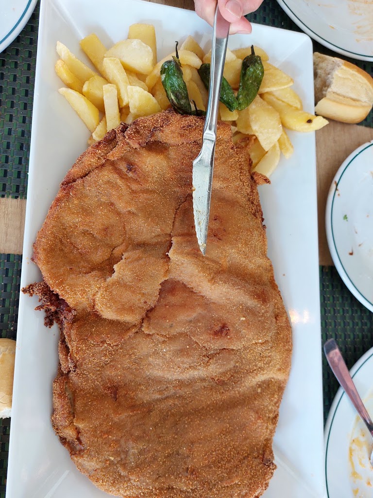 Restaurante La Capilla del Parque — Comida y bebida