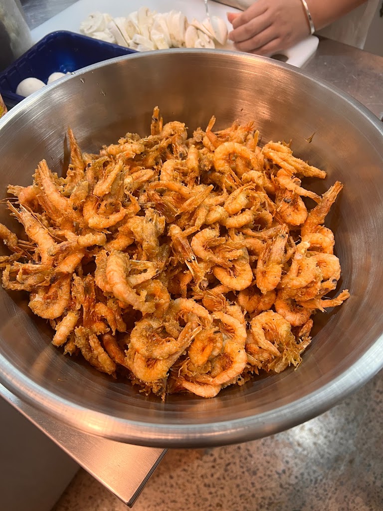 Bar Cazadores — Comida y bebida
