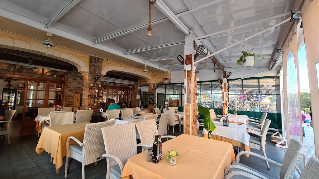 Restaurant Grill Manolo's — Ambiente