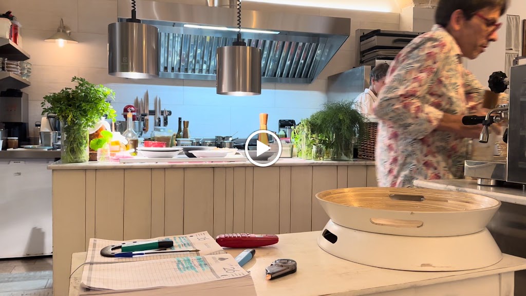 Restaurant Es Tast de na Silvia — Videos