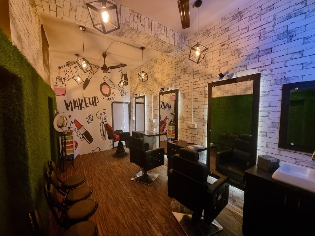 Vaishali Beauty Parlour