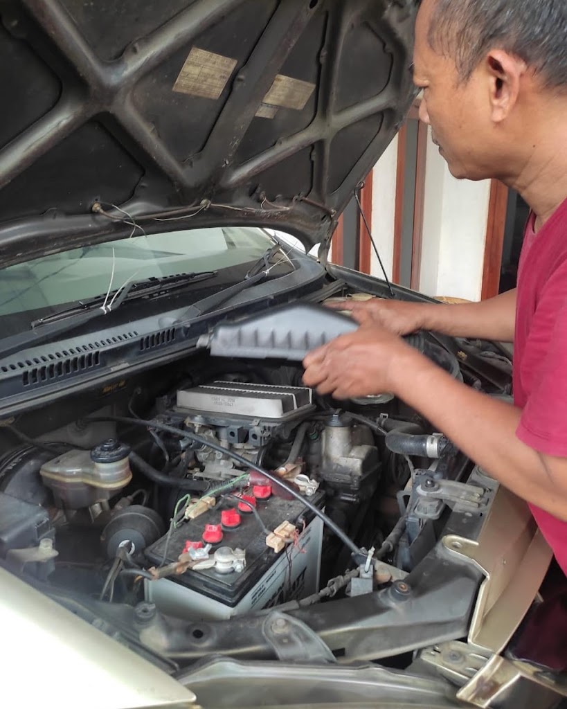 Bengkel Mobil Pinaga Jaya Motor | panggilan atau home service | cikupa tangerang