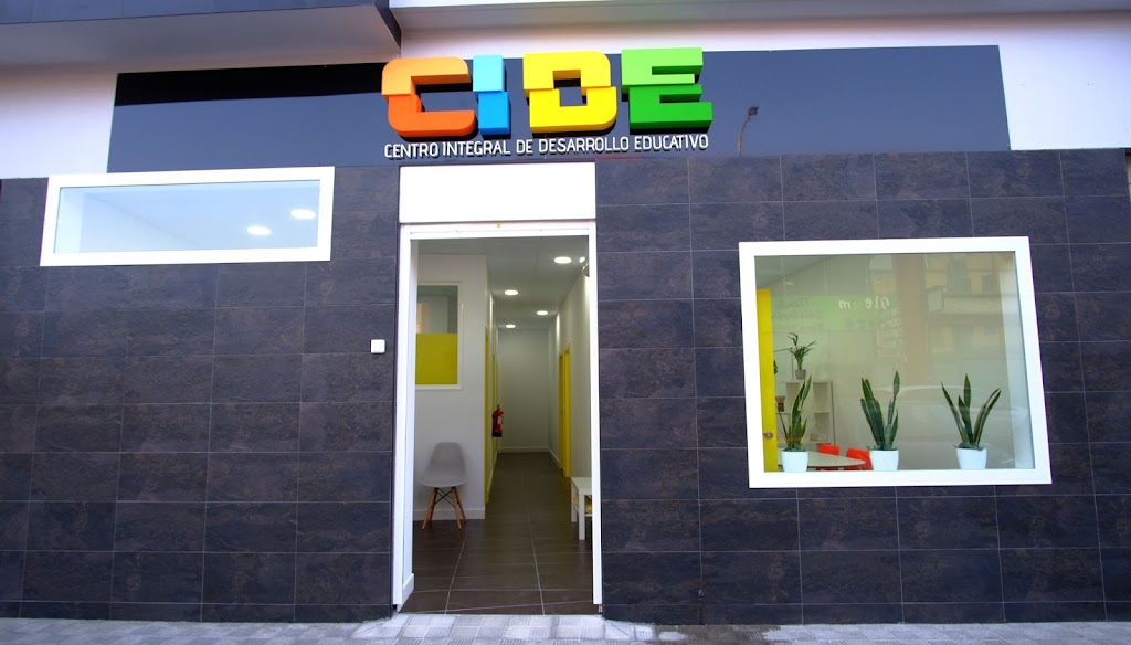 Academia CIDE. Refuerzo educativo e ingles