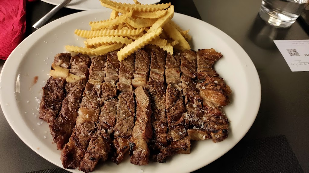 Restaurante Cocteleria Xapla — Comida y bebida