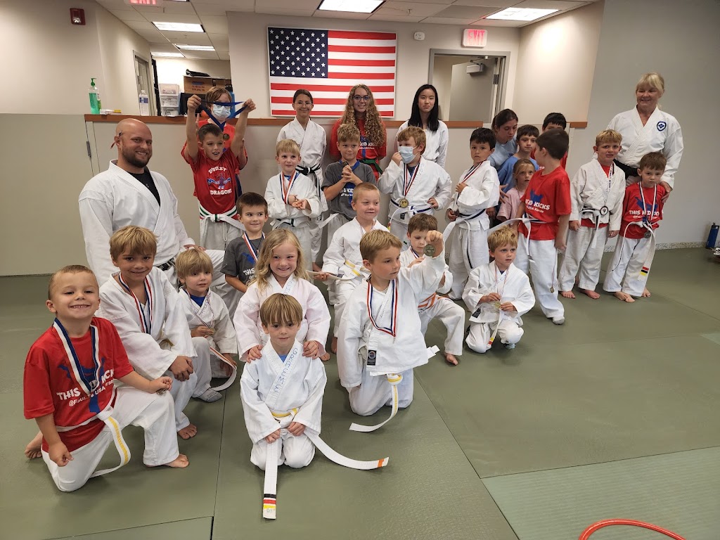  Faust's USA Karate