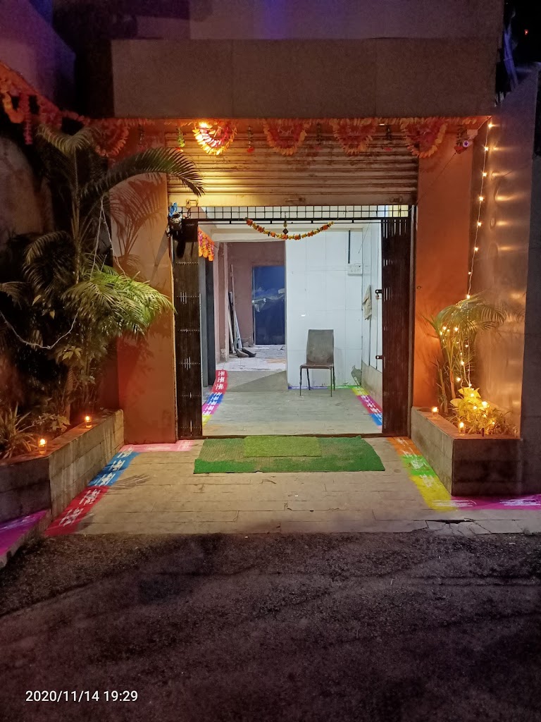 Hotel Raj Residency