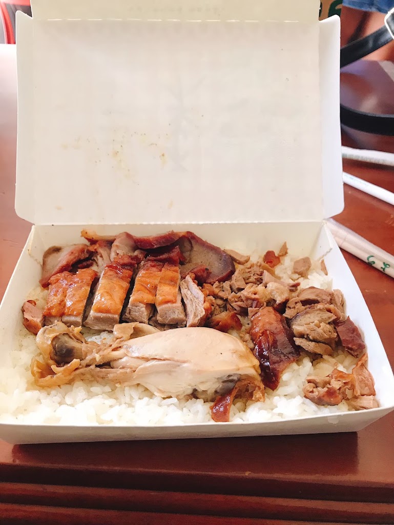 彰化縣鹿港鎮 香ㄚ城烤鴨（港式燒臘快餐） 台灣餐廳推薦 手搖推薦 甜點推薦 買一送一 優惠訊息 