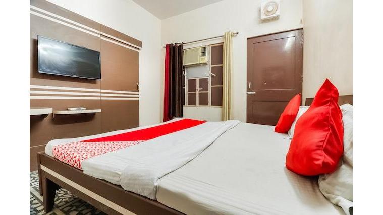 Oyo 64500 Hotel Khurana Palace