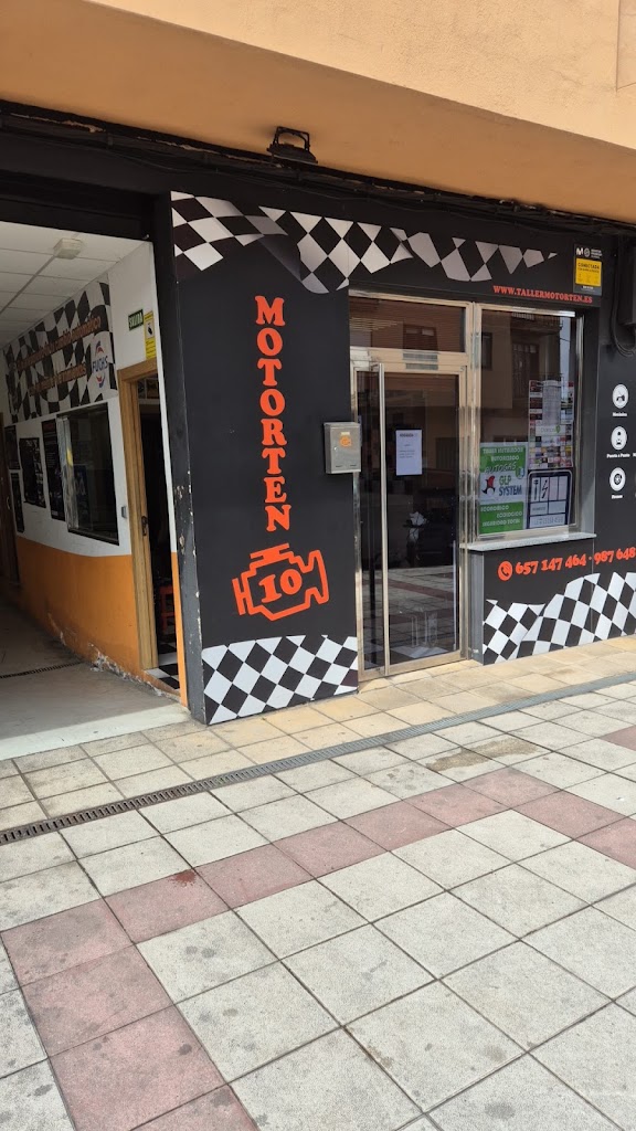 Taller MotorTen — Exterior
