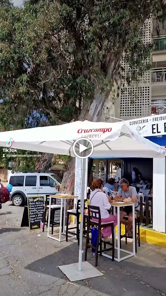 Cerveceria Marisqueria El Foreno — Ambiente